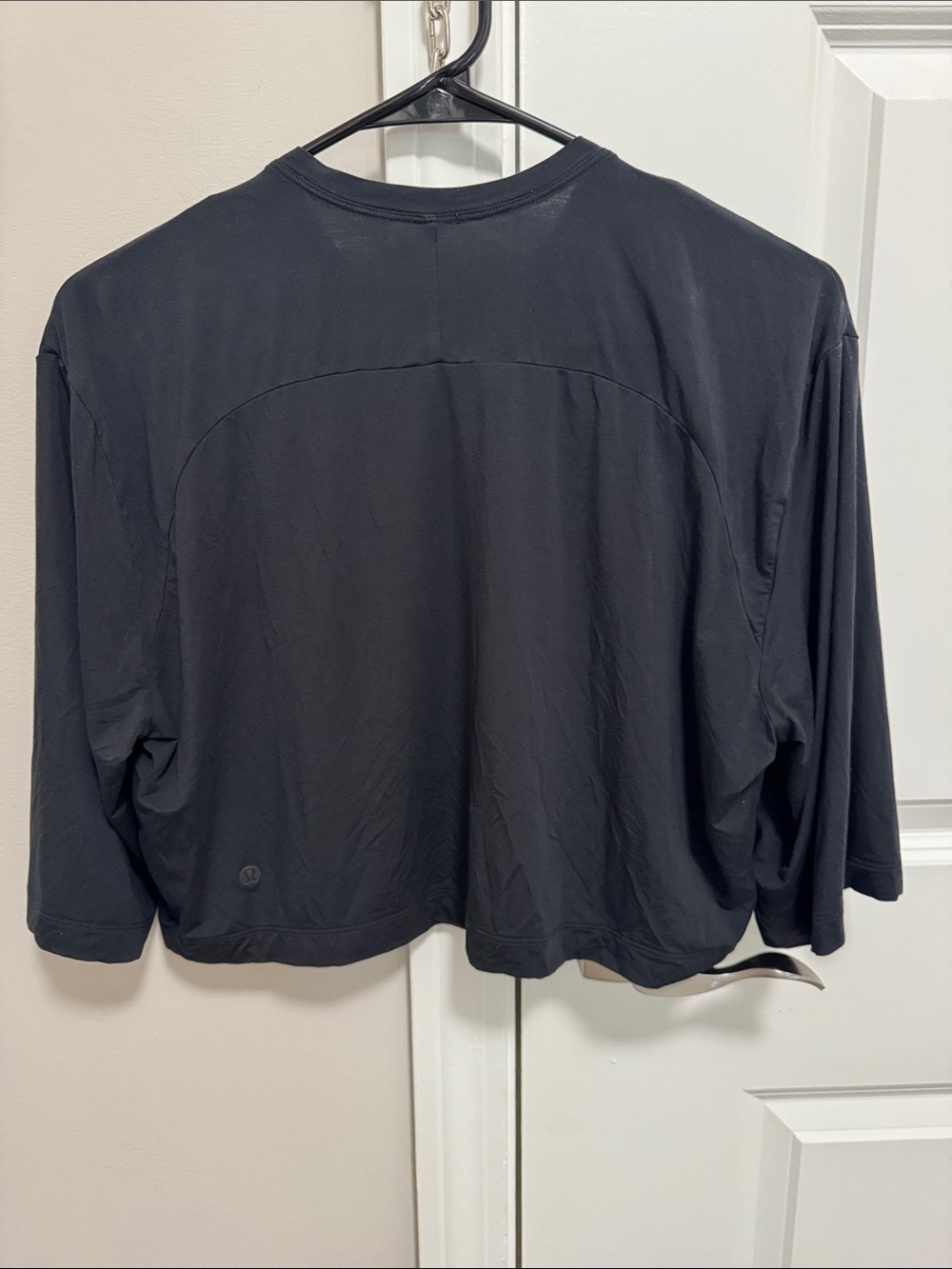 Lululemon 3/4 Sleeve Crewneck Shirt